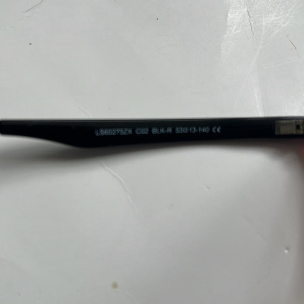 Levis Rectangular Eye Frames - Picture 9 of 9